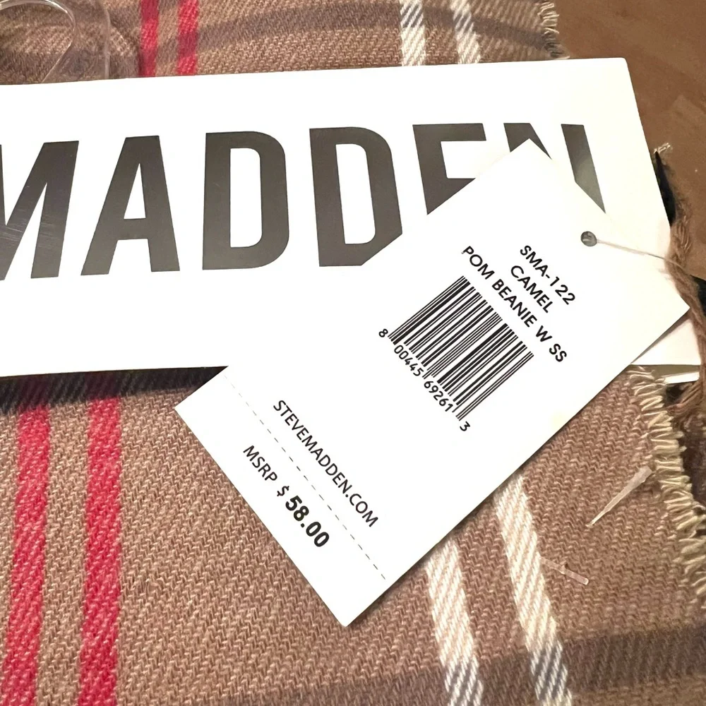 Steve Madden Camel Plaid Fringe Scarf. NEW. 20